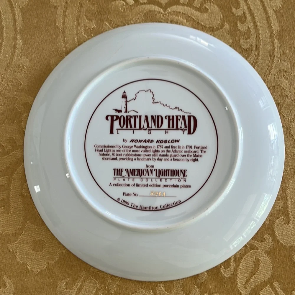 EXC Lighthouse Portland Head Porcelain Plate 1989 Hamilton Collection Coastal